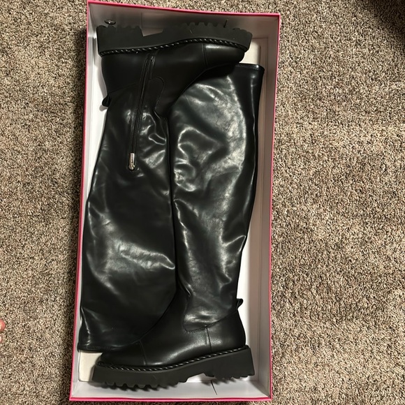 Vince Camuto Over-the-knee boots - Picture 1 of 8